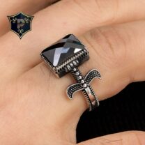 Siyah Zirkon Taşlı Zülfikar Figürlü 925 Ayar Gümüş Erkek Yüzüğü