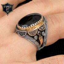 Hançer Figürlü Oniks Taşlı 925 Ayar Gümüş Erkek Yüzüğü